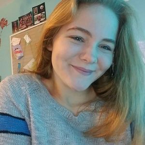 Meet your Posher, Julia